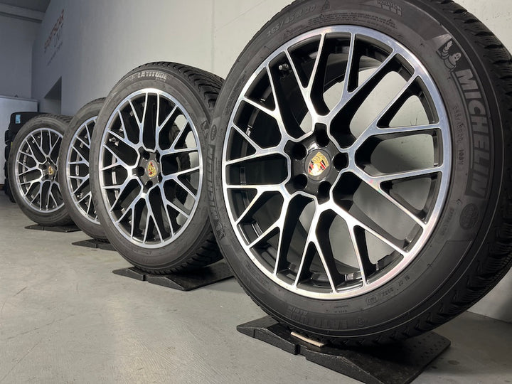 Porsche Macan I und II 20 Zoll RS Spyder Winter Räder Michelin