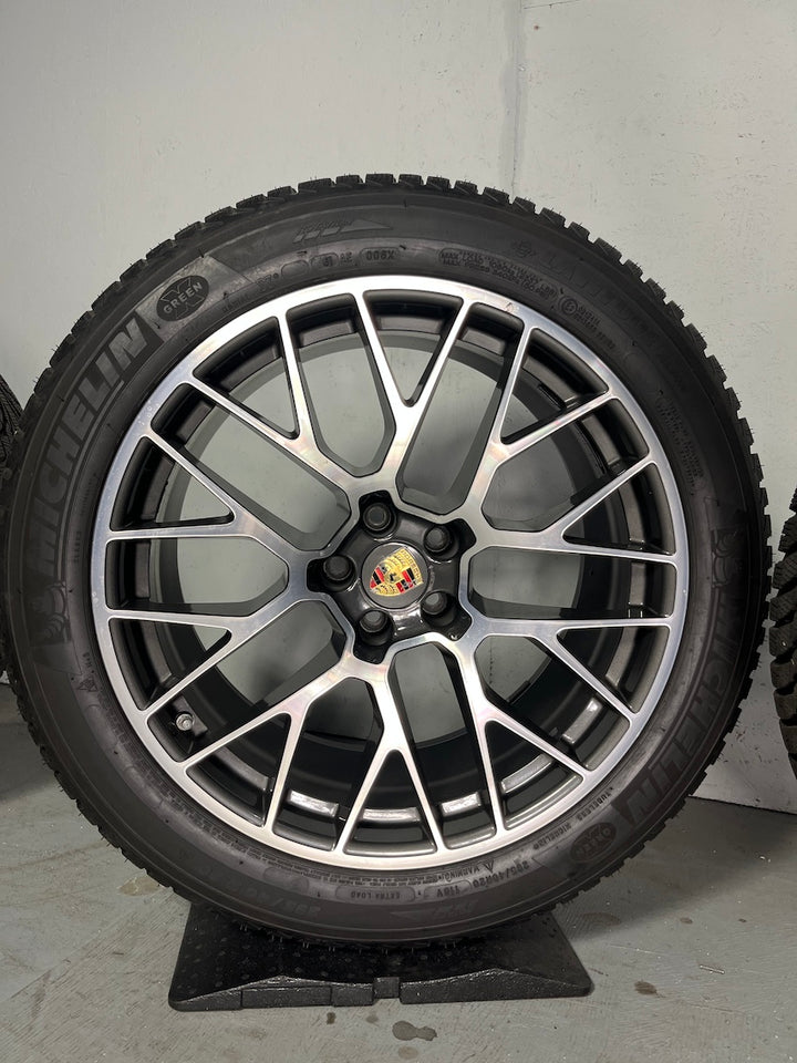 Porsche Macan I und II 20 Zoll RS Spyder Winter Räder Michelin