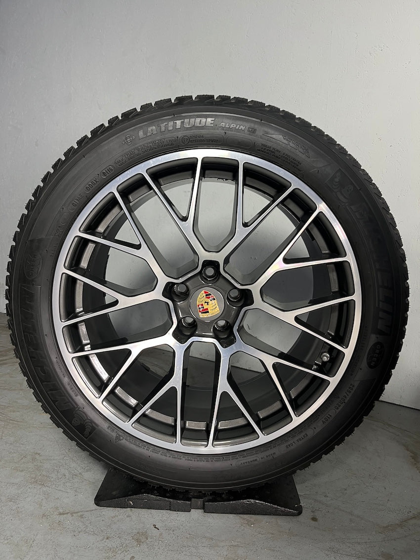 Porsche Macan I und II 20 Zoll RS Spyder Winter Räder Michelin