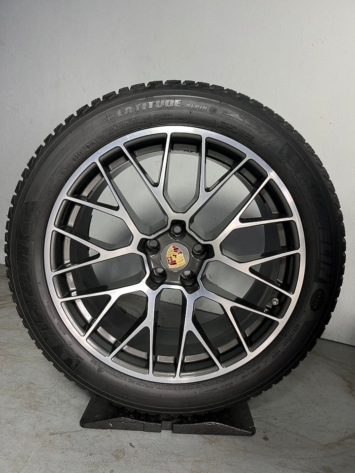 Porsche Macan I und II 20 Zoll RS Spyder Winter Räder Michelin