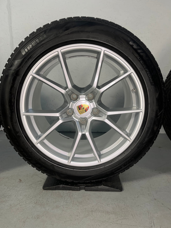 Porsche Cayenne 20 Zoll E3 II ORIGINAL CAYENNE S Winter NEUER RADSATZ Pirelli
