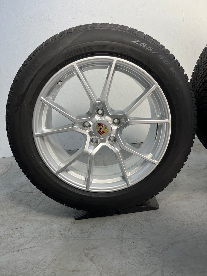 Porsche Cayenne 20 Zoll E3 II ORIGINAL CAYENNE S Winter NEUER RADSATZ Pirelli