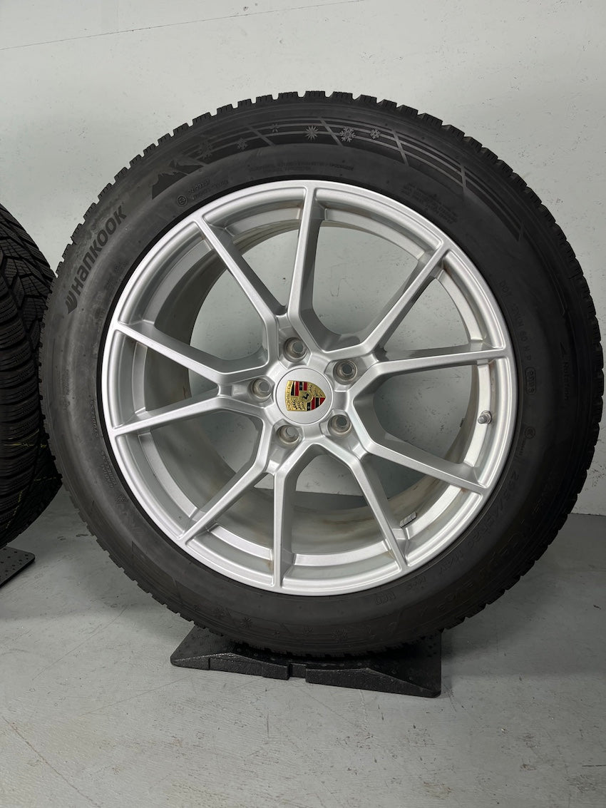 Porsche Cayenne 20 Zoll E3 II Coupe Winter Räder 1300Km Hankook DOT2023
