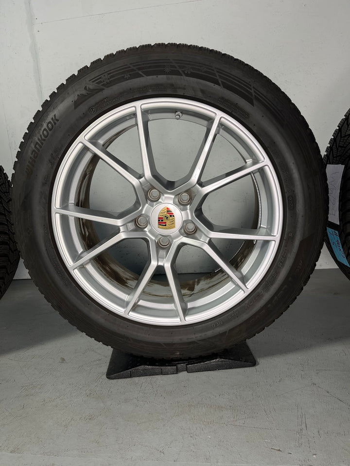 Porsche Cayenne 20 Zoll E3 II Coupe Winter Räder 1300Km Hankook DOT2023