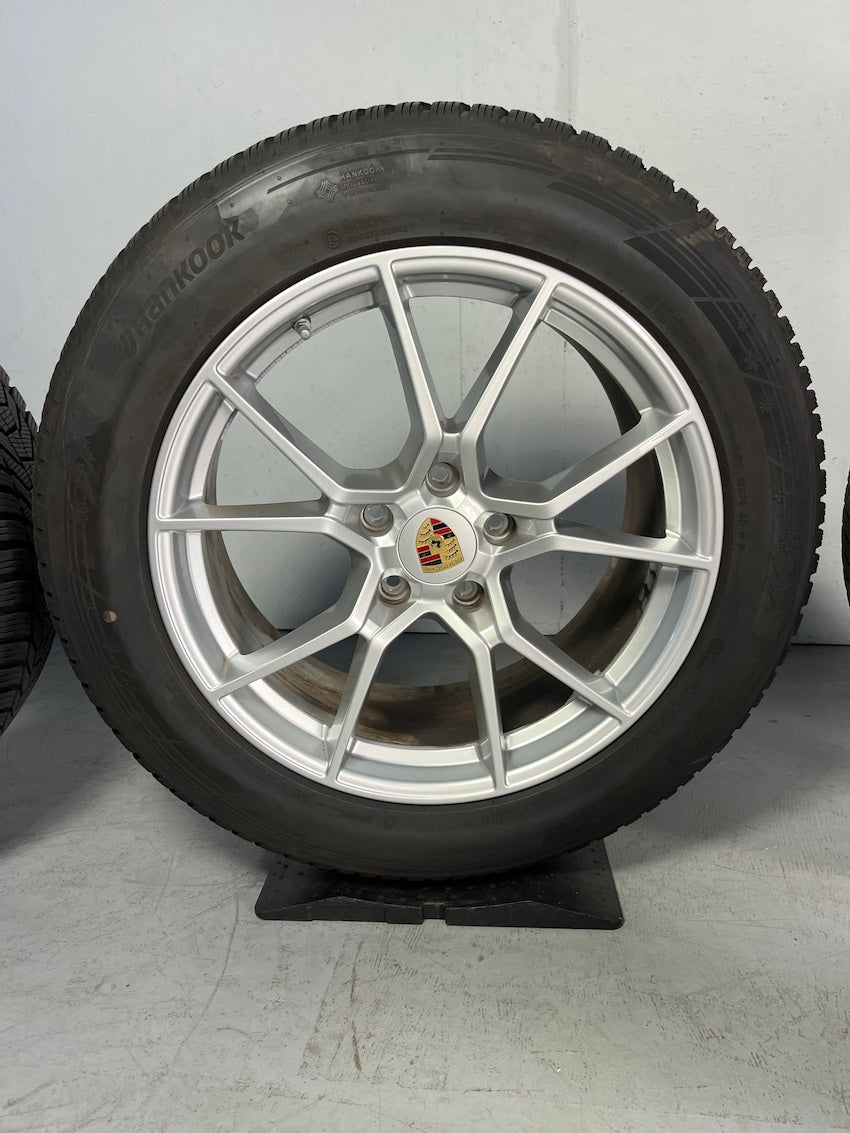 Porsche Cayenne 20 Zoll E3 II Coupe Winter Räder 1300Km Hankook DOT2023