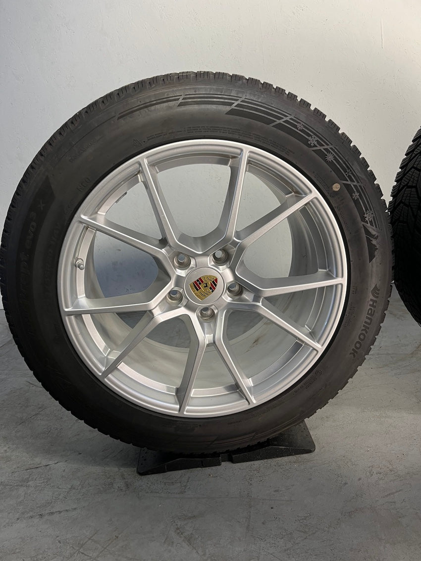 Porsche Cayenne 20 Zoll E3 II Coupe Winter Räder 1300Km Hankook DOT2023