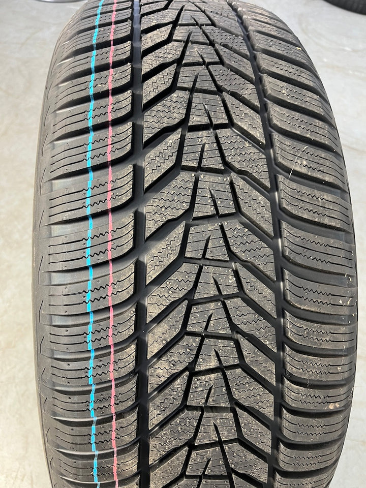 Porsche Cayenne 20 Zoll E3 II SPORT 9Y0 Winterräder Hankook NEU MwSt.awb.