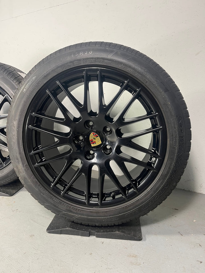 Porsche Cayenne 20 Zoll RS Spyder 958 Winter Räder Dunlop schwarz
