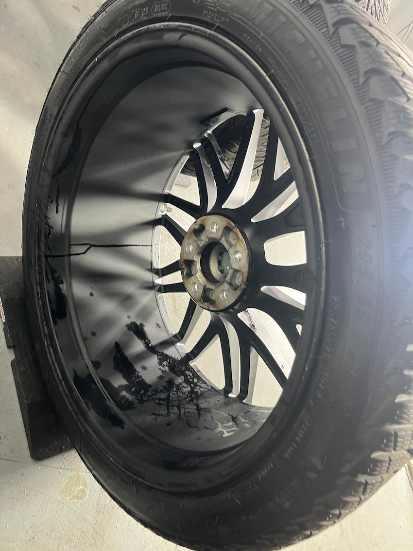 Porsche Macan III 21 Zoll RS Spyder Winter Räder Michelin DOT 2022 8mm