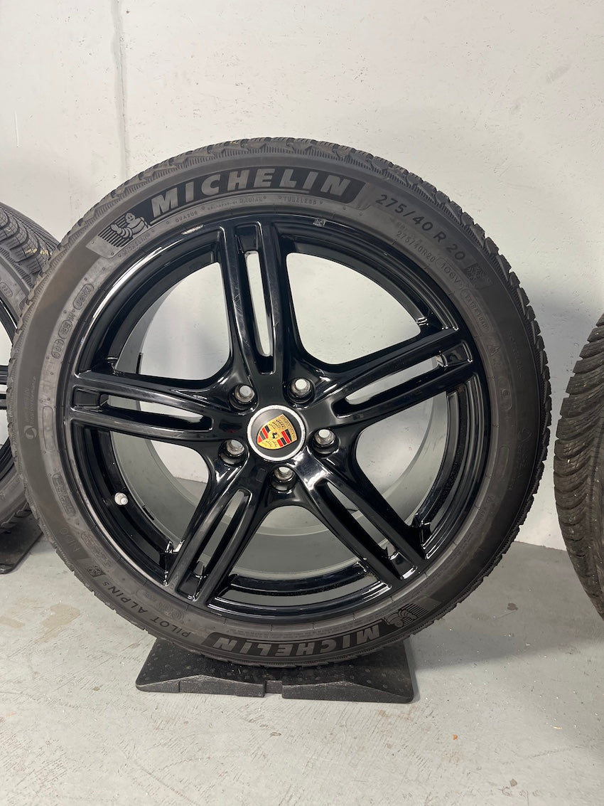 Porsche Panamera 971 20 Zoll Turbo 971 Winter Michelin DOT2024 neue Reifen
