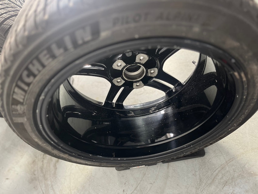 Porsche Panamera 971 20 Zoll Turbo 971 Winter Michelin DOT2024 neue Reifen