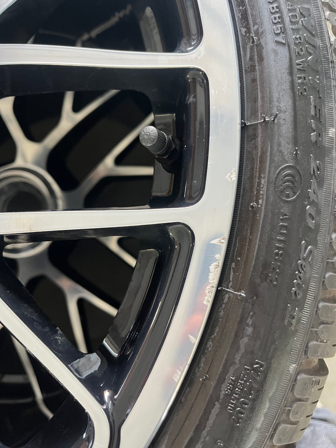 Porsche 991.2 20 Zoll GTS Winter Räder Pirelli Sonderpreis