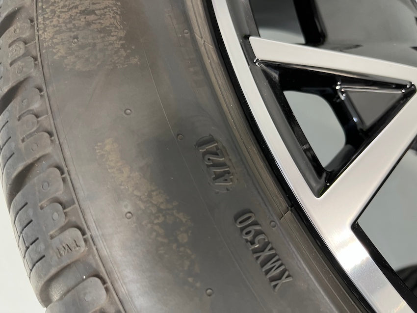 Porsche Taycan 20 Zoll TURBO S AERO Winterräder Pirelli 2900Km DOT2022