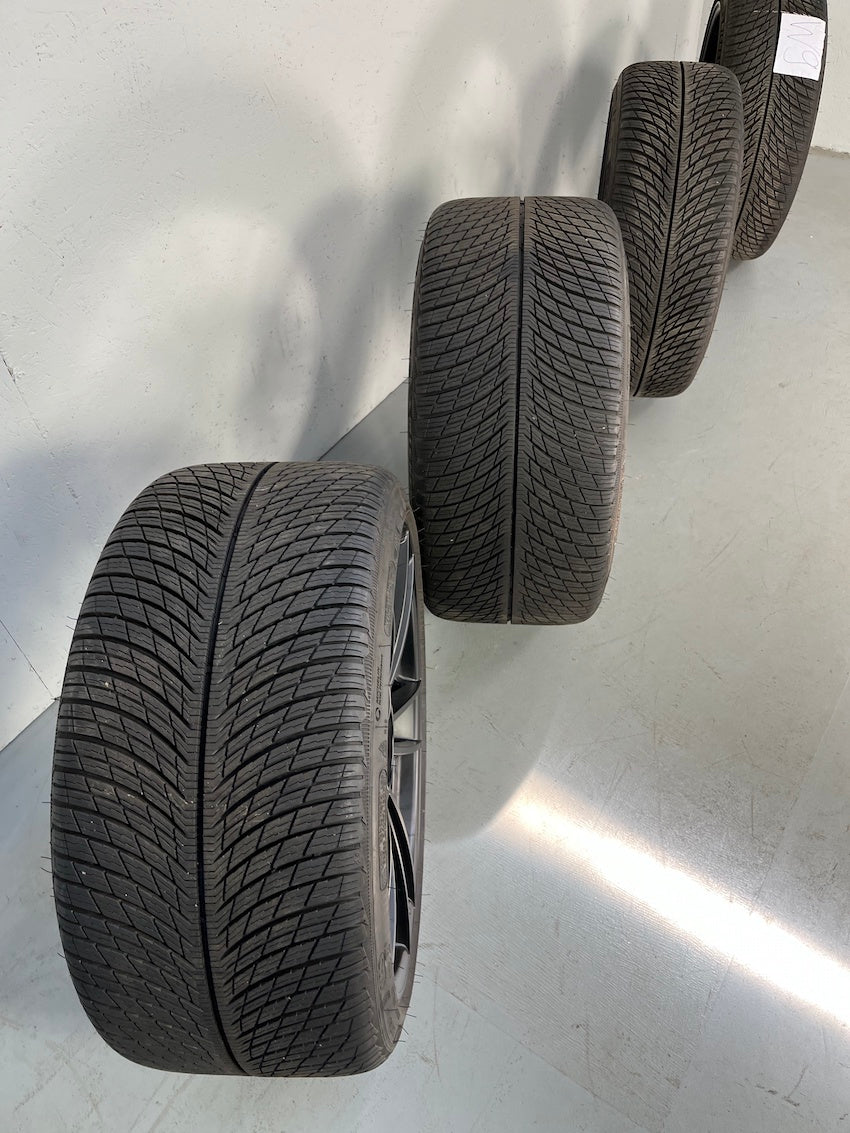 Porsche 992 20 21 Zoll GTS Winter Räder Michelin DOT2021 7-8mm nur 800Km