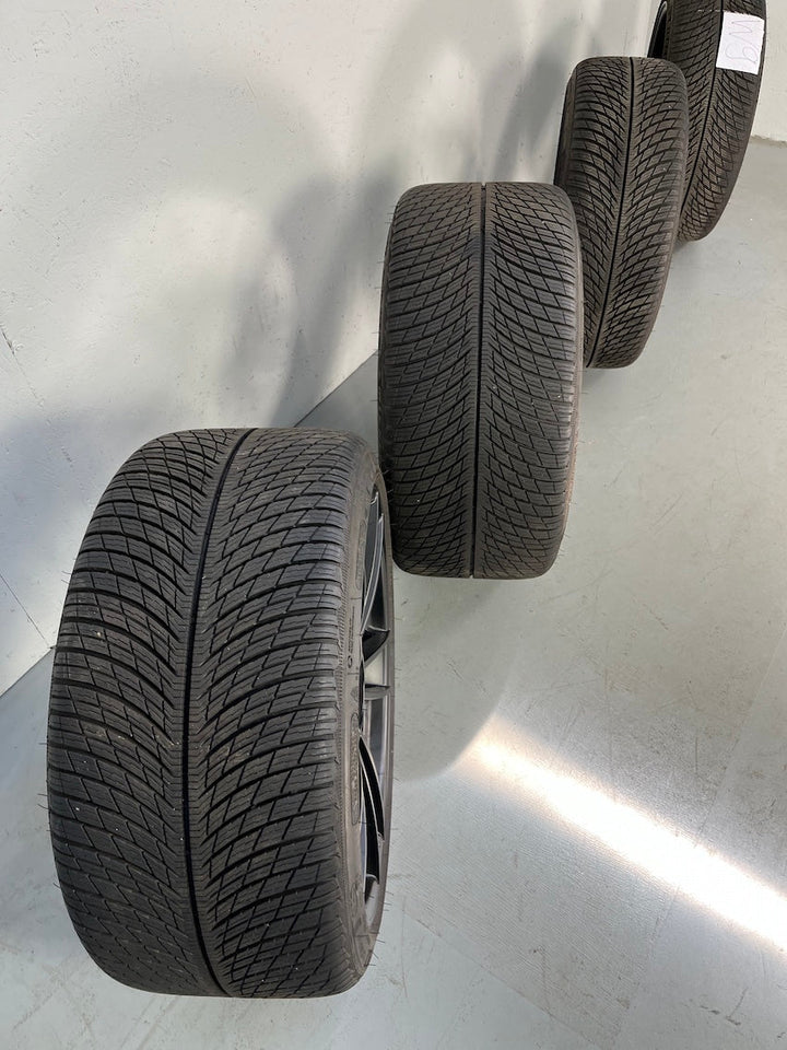 Porsche 992 20 21 Zoll GTS Winter Räder Michelin DOT2021 7-8mm nur 800Km