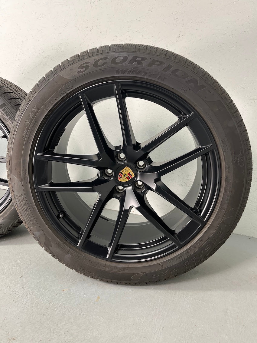 Porsche Macan III 20 Zoll Macan S Winter Räder PIRELLI nur 800KM DOT2023