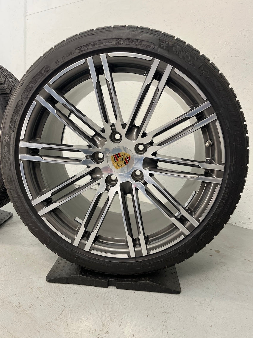Porsche 991 20 Zoll Turbo III Winter RDK Michelin DOT2020 TOP