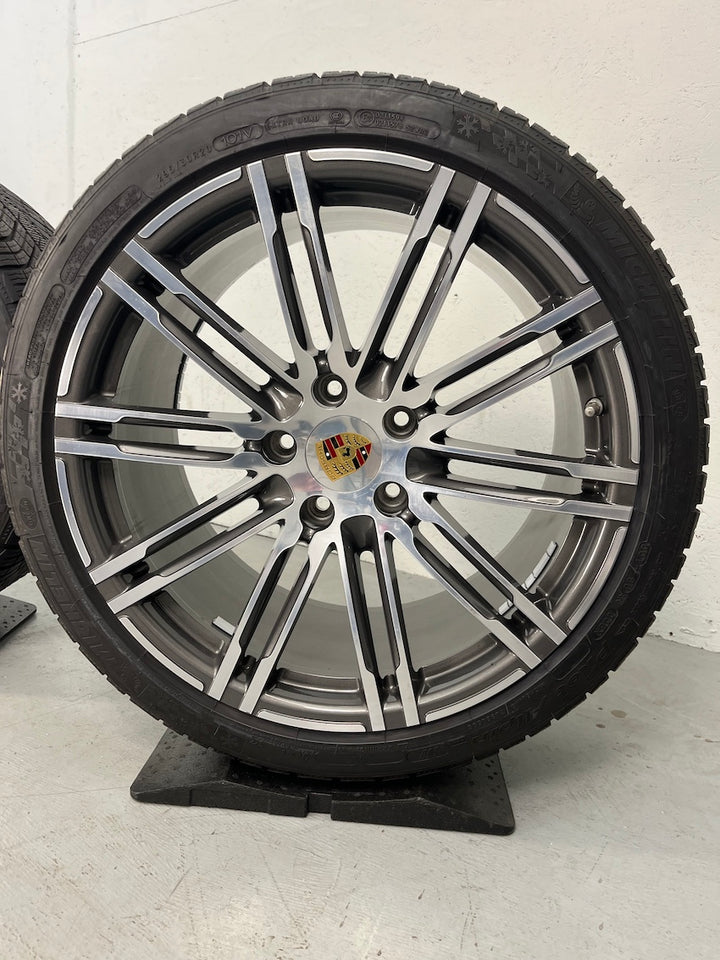 Porsche 991 20 Zoll Turbo III Winter RDK Michelin DOT2020 TOP