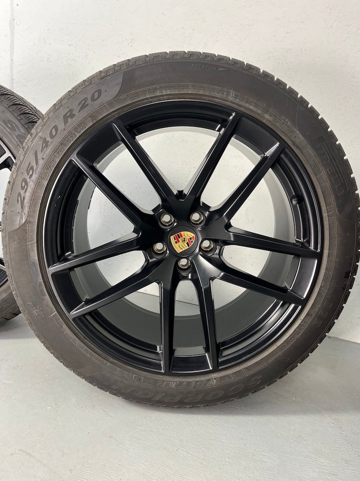 Porsche Macan III 20 Zoll Macan S Winter Räder PIRELLI nur 800KM DOT2023