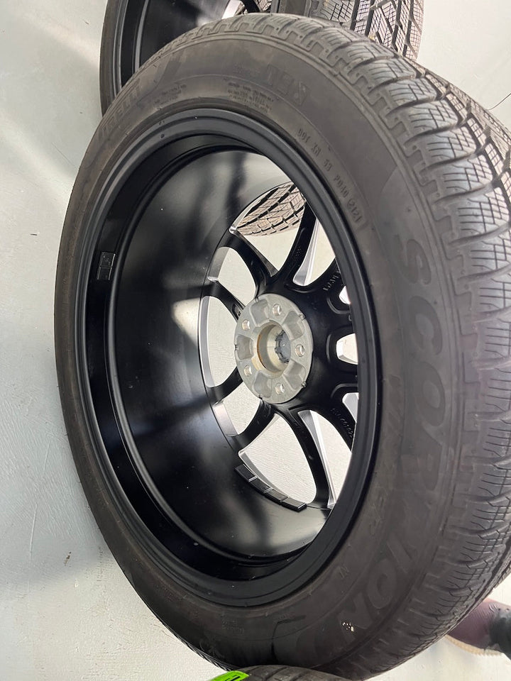 Porsche Macan III 20 Zoll Macan S Winter Räder PIRELLI nur 800KM DOT2023
