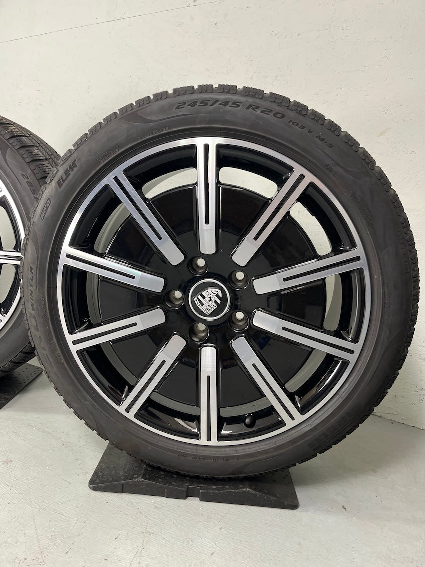 Porsche Taycan 20 Zoll Sport Aero Winterräder Pirelli MwSt. DOT2023 7,5mm
