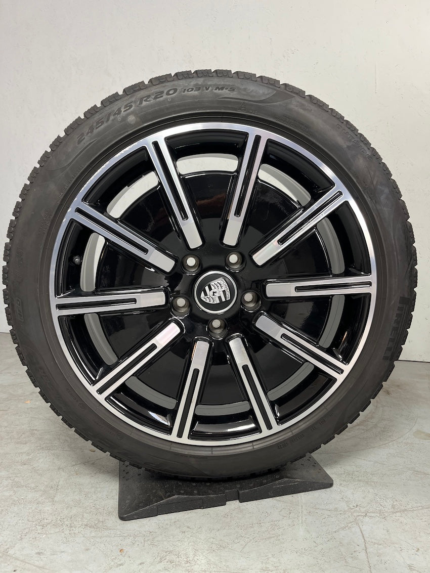 Porsche Taycan 20 Zoll Sport Aero Winterräder Pirelli MwSt. DOT2023 7,5mm