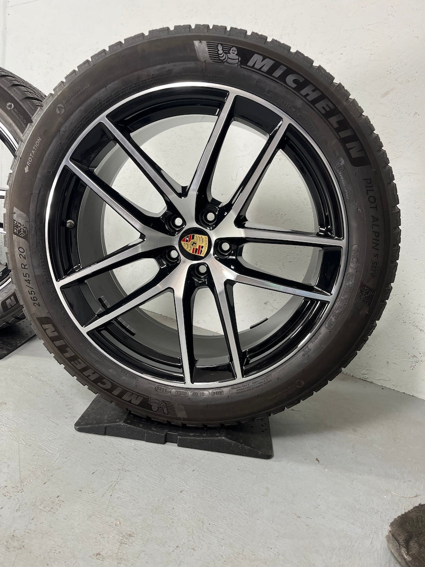 Porsche Macan III S 20“ WINTER RÄDER Michelin TOP MwSt.awb.