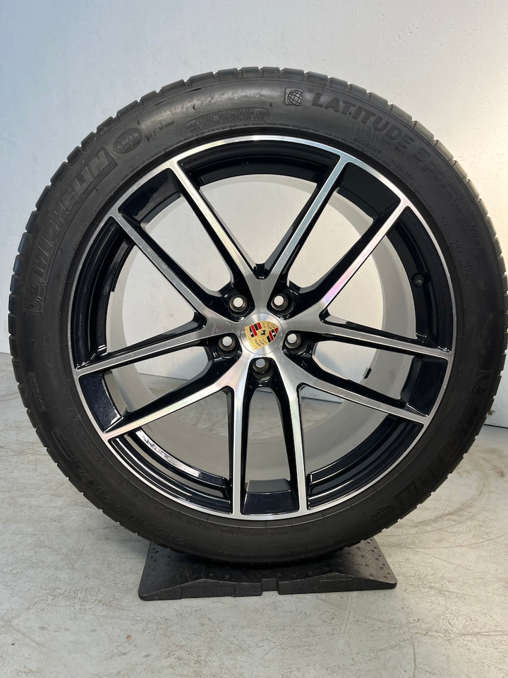 Porsche Macan III 20 Zoll Macan S Sommer Räder Michelin DOT2023 7mm