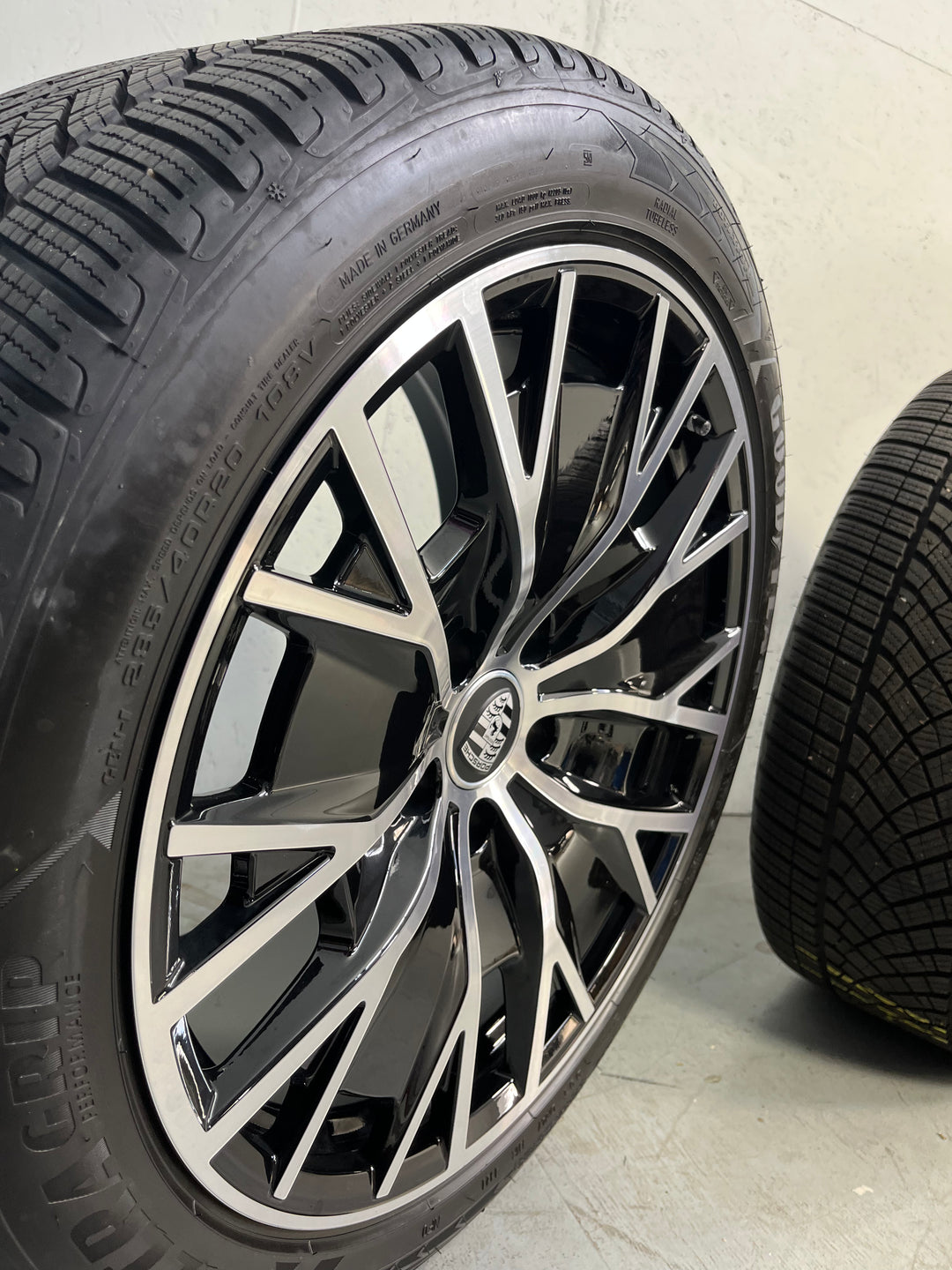 Porsche Taycan 20 Zoll TURBO S AERO Winterräder NUR 700 KM DOT2021