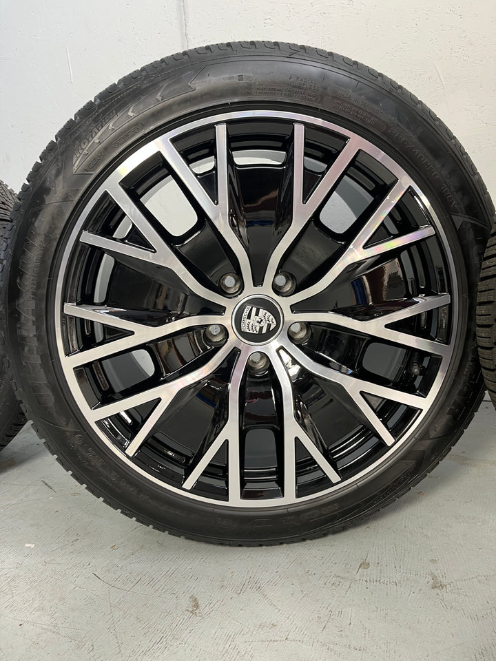 Porsche Taycan 20 Zoll TURBO S AERO Winterräder NUR 700 KM DOT2021