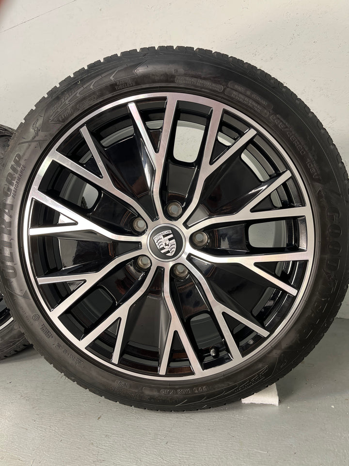 Porsche Taycan 20 Zoll TURBO S AERO Winterräder NUR 700 KM DOT2021