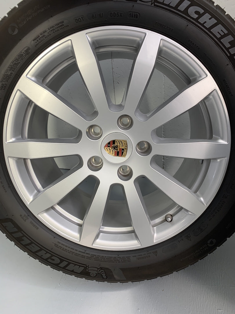Porsche Cayenne 19 Zoll E3 9Y0 Winter Räder Michelin MwSt.awb.