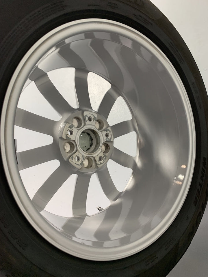 Porsche Cayenne 19 Zoll E3 9Y0 Winter Räder Pirelli DOT2019 6-7mm MwSt.