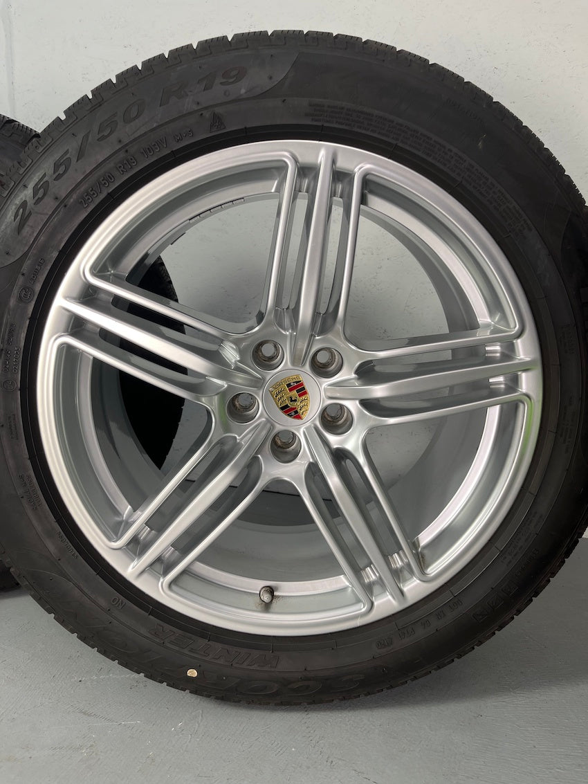 Porsche Macan 19 Zoll Winter Räder Pirelli ORIGINAL PORSCHE 6,5-7mm