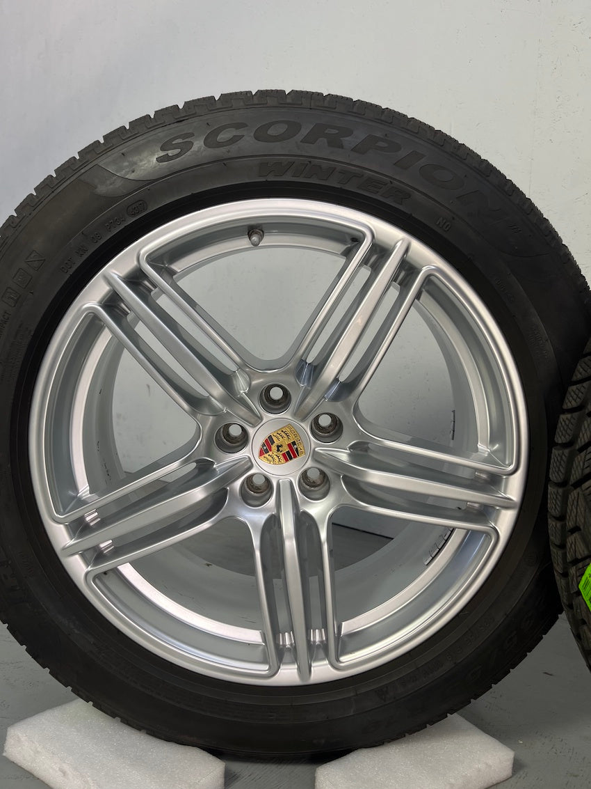 Porsche Macan 19 Zoll Winter Räder Pirelli ORIGINAL PORSCHE 6,5-7mm