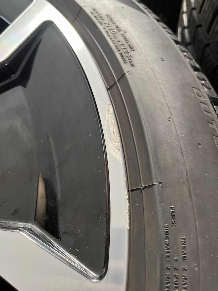 Porsche Taycan 20 Zoll TURBO AERO DESIGN Winterräder 1100Km DOT2021 Pirelli