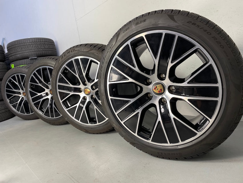 Porsche Taycan 20 Zoll TURBO AERO Winterräder Pirelli NUR 1100KM DOT2021