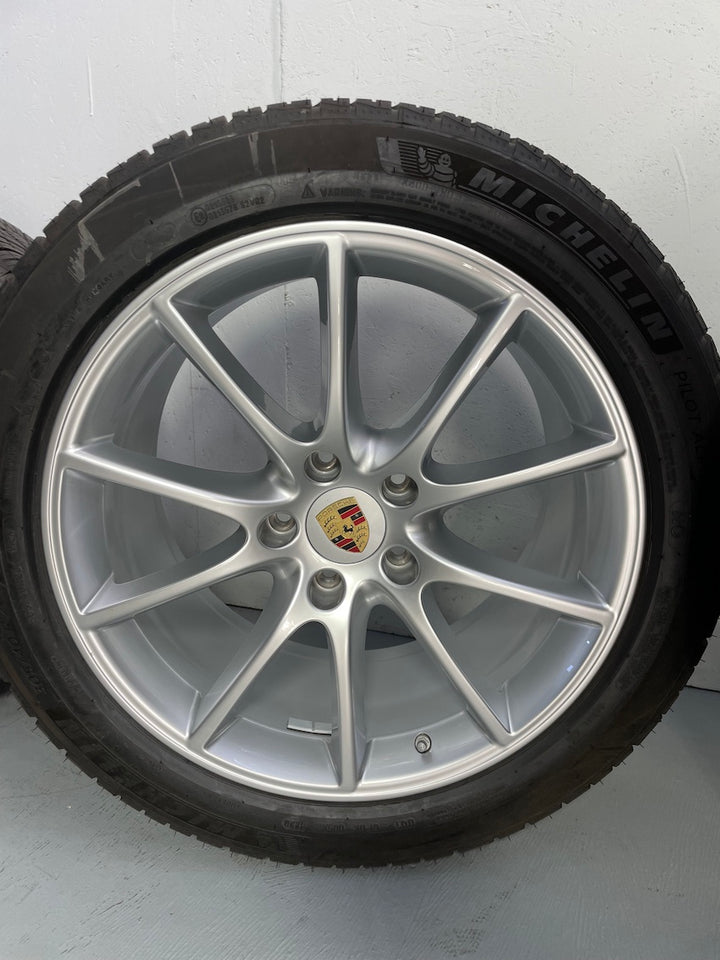 Porsche Cayenne COUPE 20 Zoll E3 9Y0 DESIGN Winter Michelin DOT2020