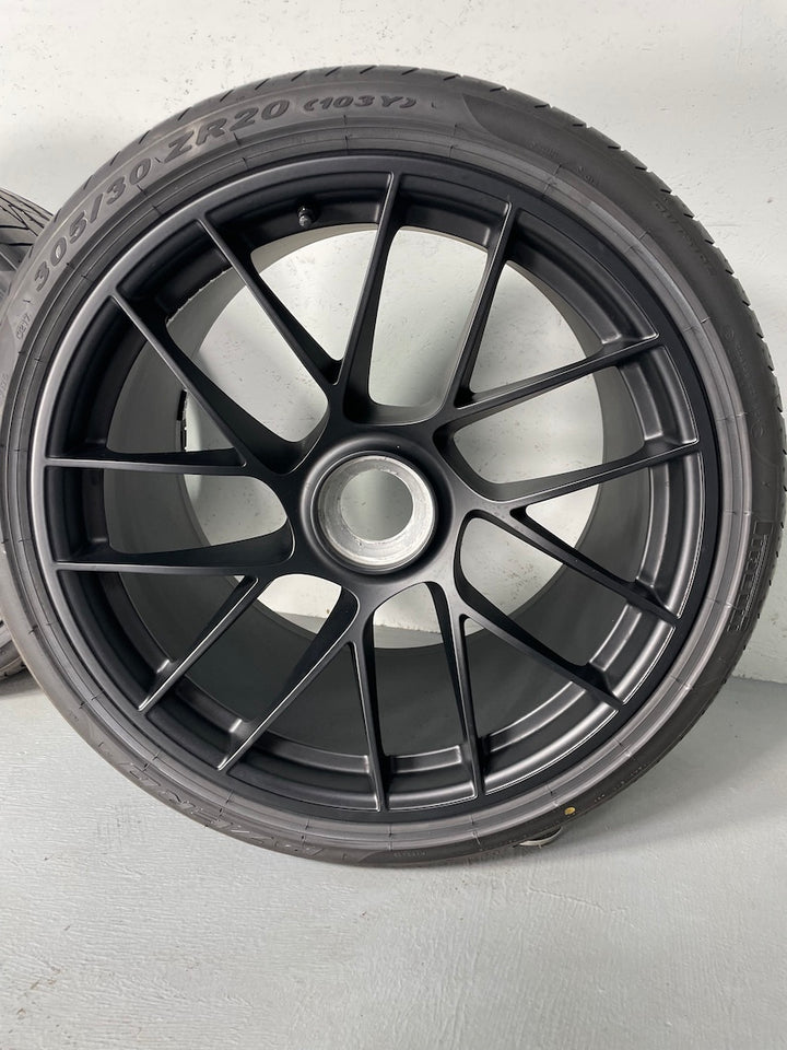 PORSCHE 991.2 20 ZOLL GTS Sommer Pirelli P-Zero N-1 TOP