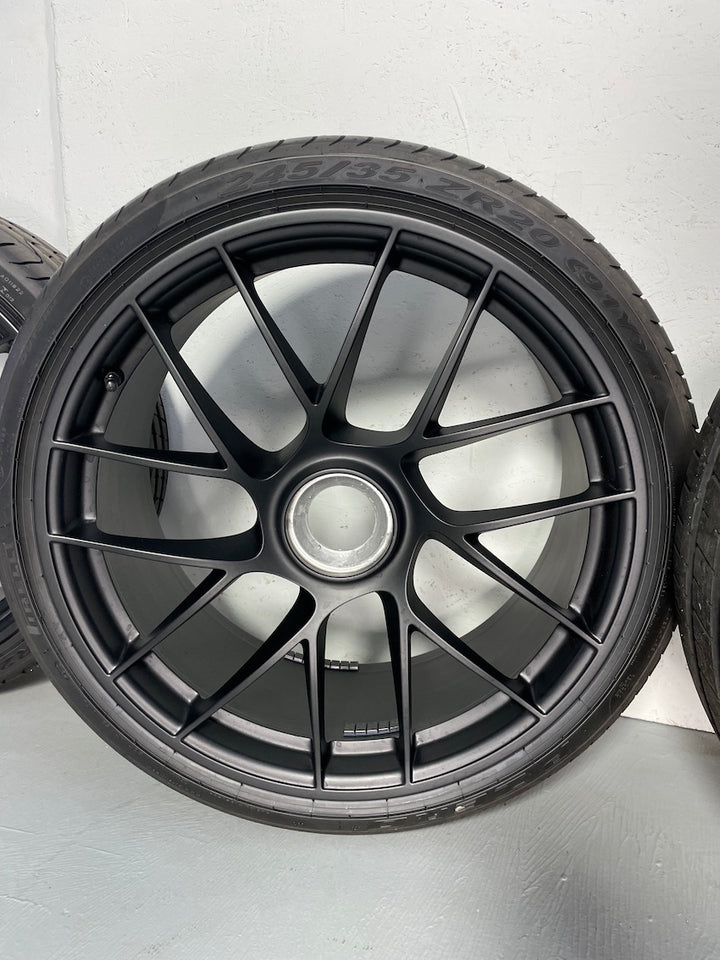 PORSCHE 991.2 20 ZOLL GTS Sommer Pirelli P-Zero N-1 TOP