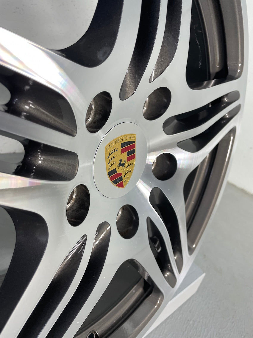 Porsche 997 19 Zoll Turbo C2 Felgen 8J+11J ET 67