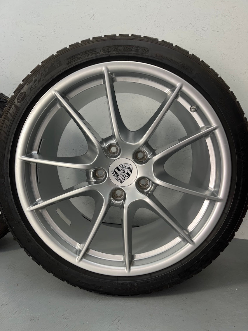 Porsche 991.1 20 Zoll Carrera S Winter Michelin C4 4S DOT2019/20 NEUREIFEN