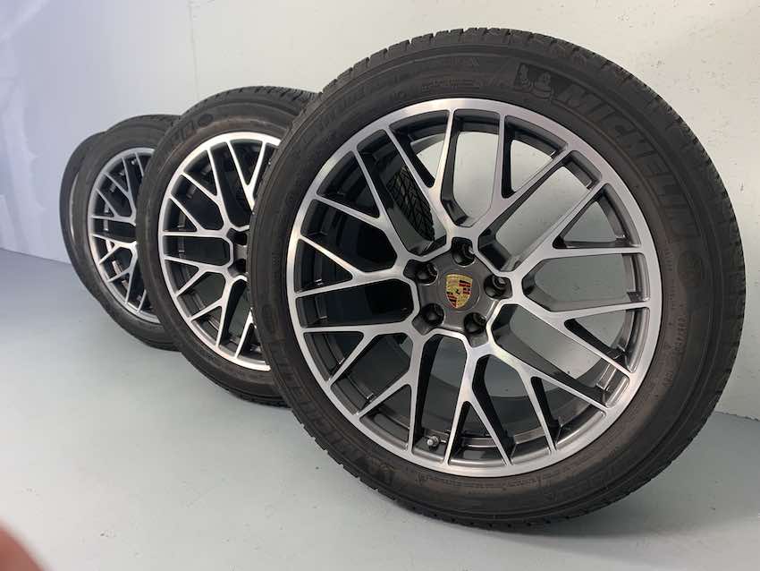 Porsche Macan I und II 20 Zoll RS Spyder WINTER RÄDER Michelin