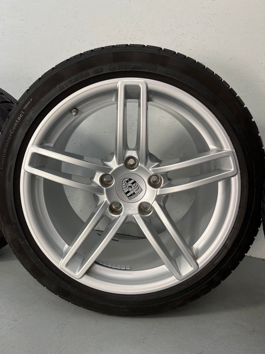 Porsche 991.1 19 Zoll Carrera V 4S C4 Winter Räder Conti 6-7,5mm