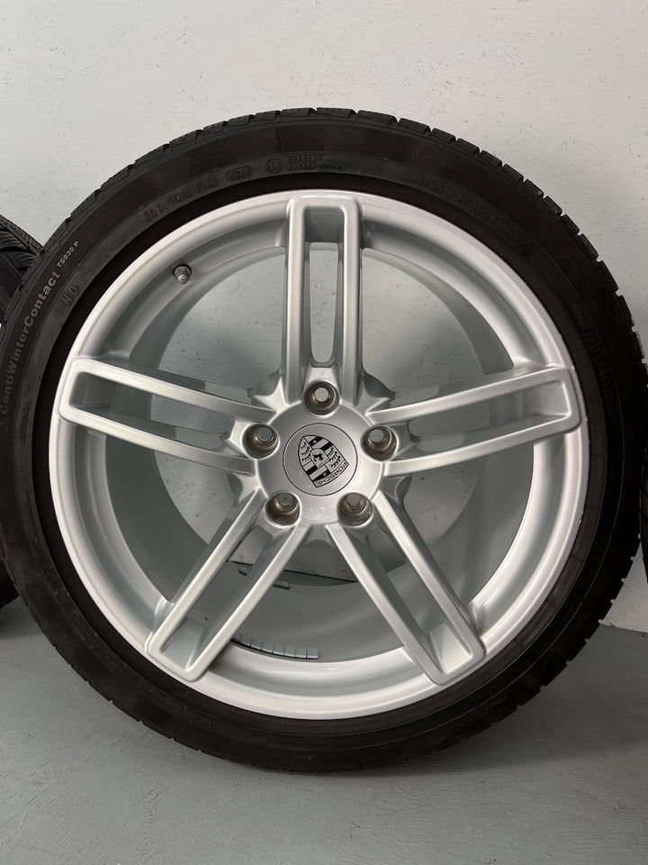 Porsche 991.1 19 Zoll Carrera V 4S C4 Winter Räder Conti 6-7,5mm