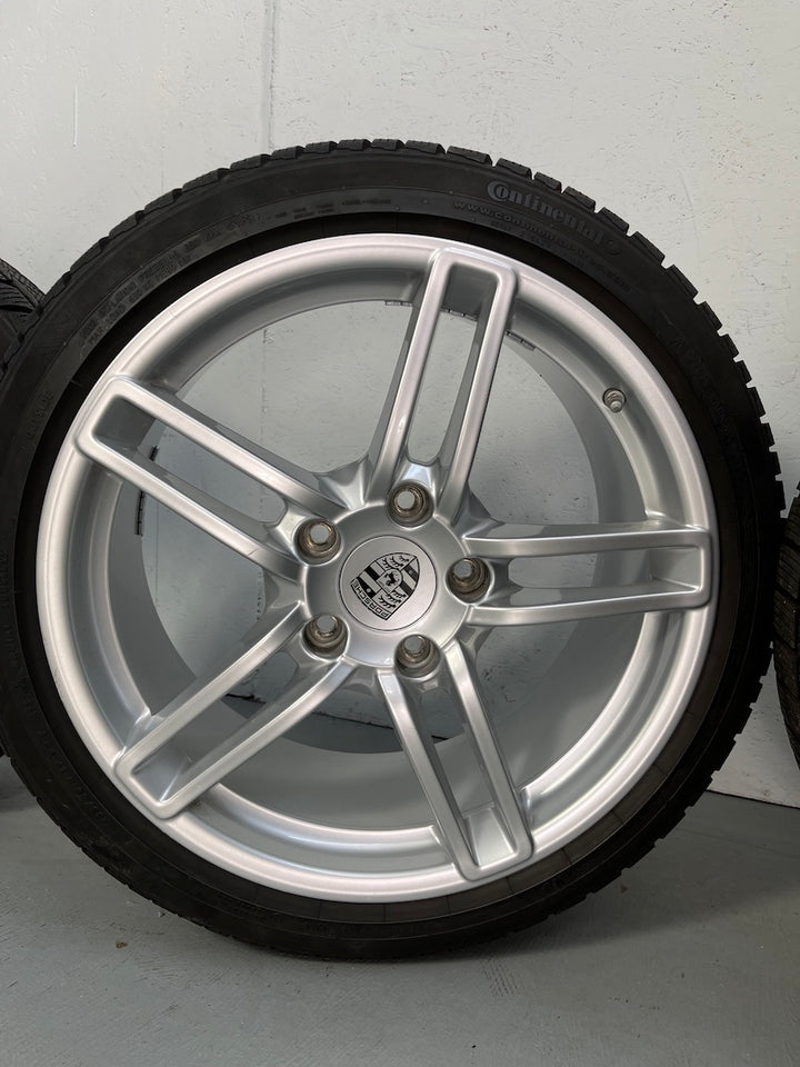 Porsche 991.1 19 Zoll Carrera V 4S C4 Winter Räder Conti 6-7,5mm