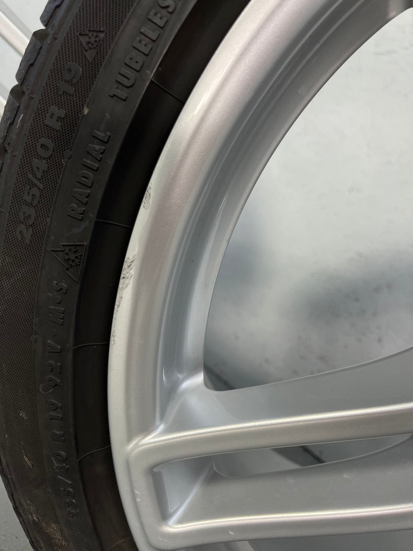 Porsche 991.1 19 Zoll Carrera V 4S C4 Winter Räder Conti 6-7,5mm