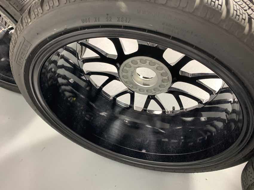 Porsche 991.2 20 Zoll GTS Winter Räder Pirelli DOT2018 TOP RDK