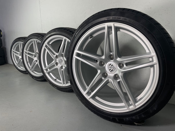 Porsche 991.2 19 Zoll Carrera Winter 4S C4 Continental