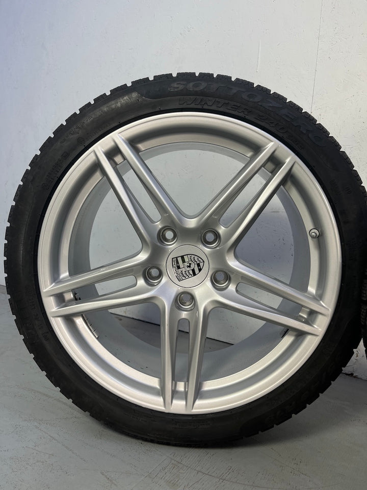 Porsche 991.2 19 Zoll Carrera Winter Räder S C2 Pirelli TOP Heckantrieb